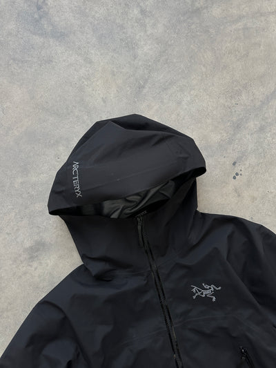 Arc'teryx Beta Gore-tex Zip Up Hooded Jacket (XS)