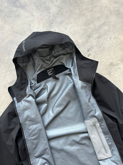 Arc'teryx Beta Gore-tex Zip Up Hooded Jacket (XS)