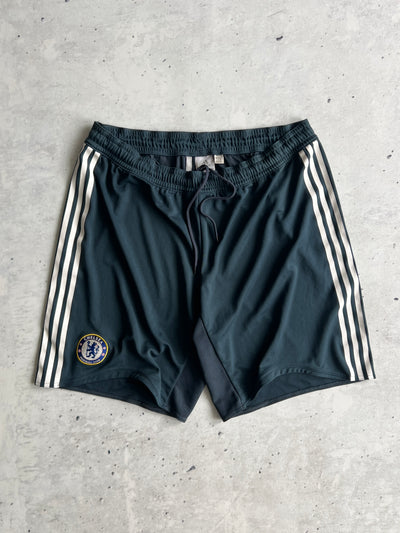00's Adidas Chelsea FC shorts (XL)