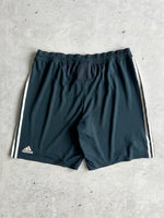 00's Adidas Chelsea FC shorts (XL)