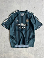 2004/05 Newcastle United Adidas 'Emre 5' shirt (M)