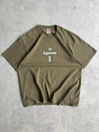 Supreme cross box logo T shirt (M)