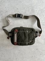 Nike Swoosh Crossbody / Sling Bag (One Size)