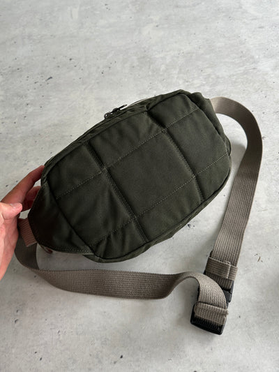 Nike Swoosh Crossbody / Sling Bag (One Size)