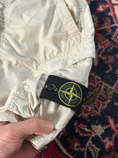 SS/16 Stone Island Cargo Shorts (W30)
