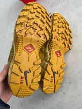 Brand New Nike Air Humara QS Trainers (UK 7.5)