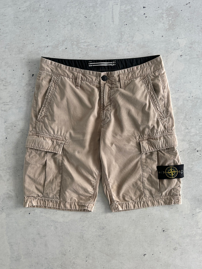 SS/18 Stone Island Cargo Shorts (W33)