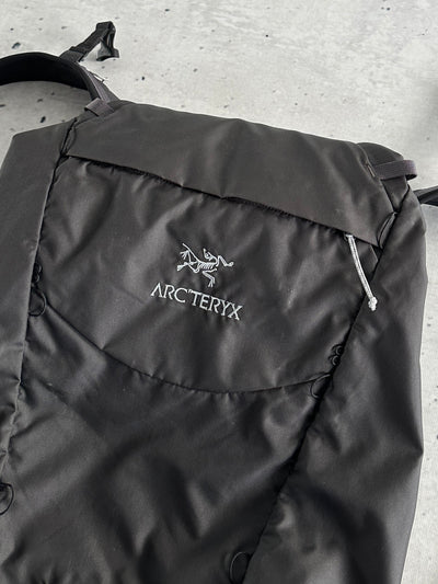 Arc'teryx Cierzo 28L ultra lightweight Hiking Backpack (One Size)