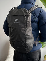 Arc'teryx Cierzo 28L ultra lightweight Hiking Backpack (One Size)