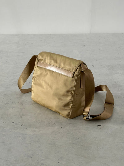 00's Prada Nylon Crossbody / Messenger Bag (One Size)