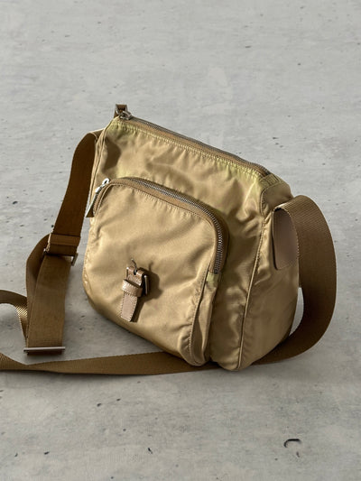 00's Prada Nylon Crossbody / Messenger Bag (One Size)
