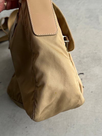 00's Prada Nylon Crossbody / Messenger Bag (One Size)