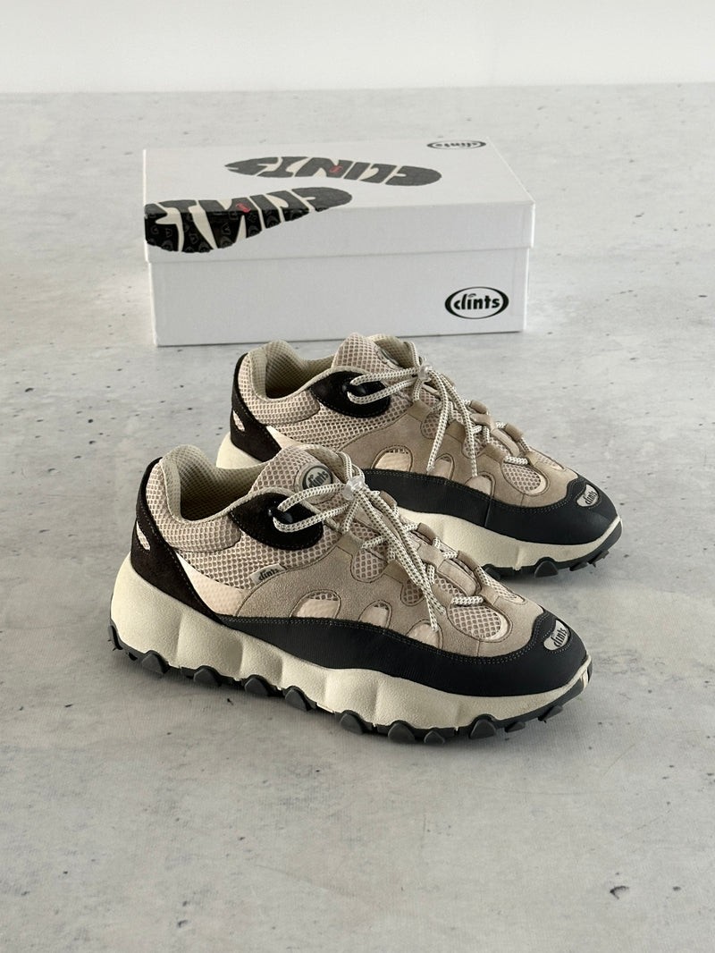 Clints Inc TRL snow footprint Trainers (UK 8)