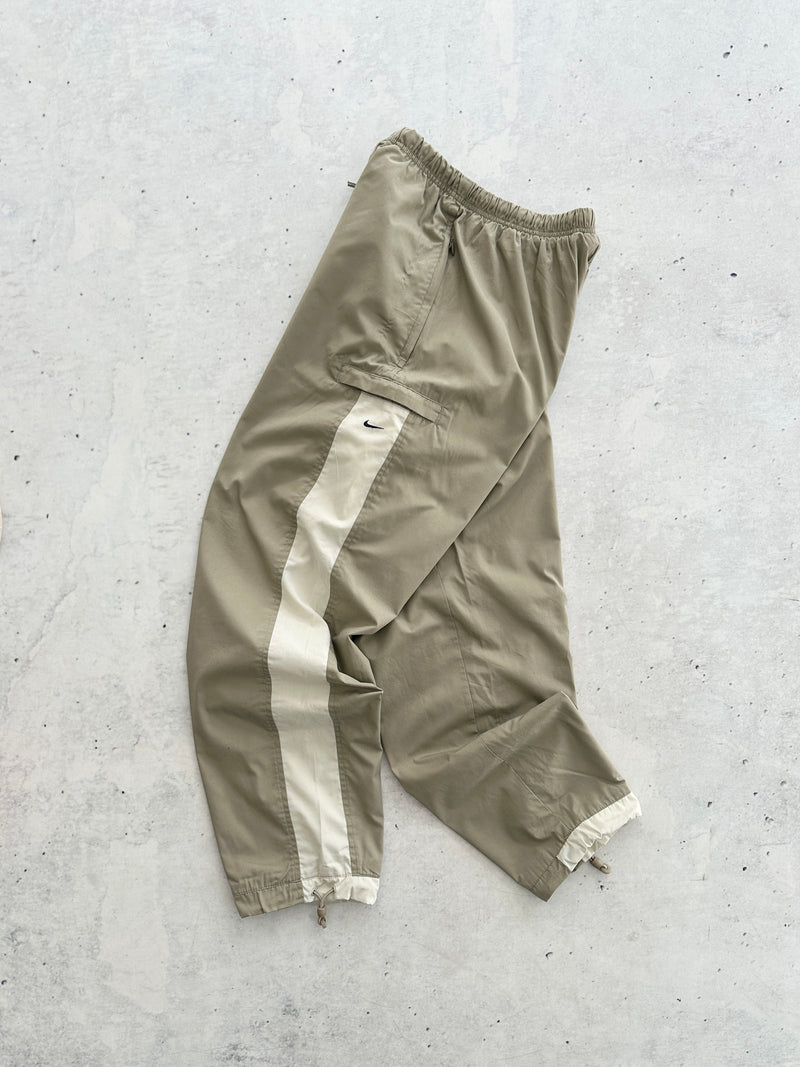 90's Nike Swoosh Track Pants (M)
