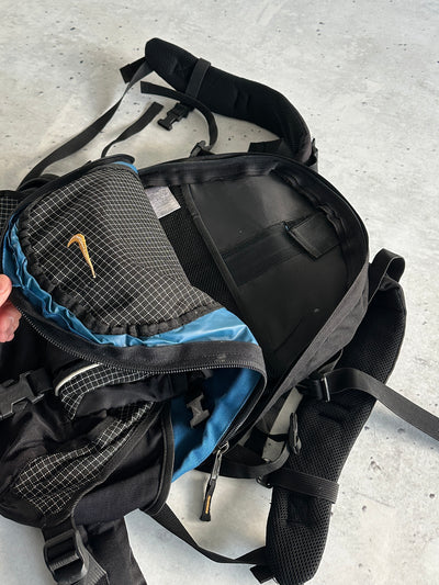 90's Nike Karst 40 Backpack (One Size)