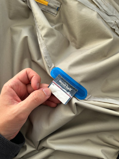 Mont Bell Gore-Tex Zip Up Hooded Jacket (L)