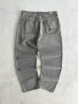 90's Avirex USA embroidered baggy Denim Jeans (W38 x L32)
