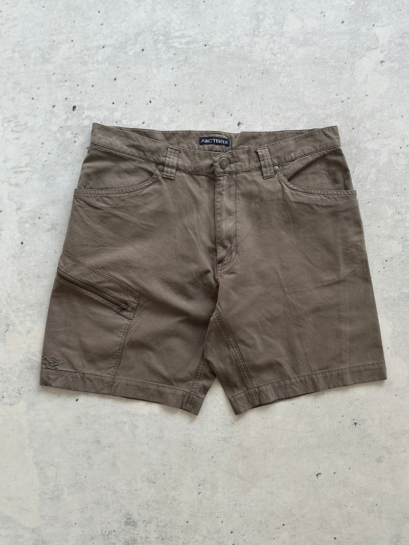 90's Arc'teryx heavyweight canvas Shorts (S)