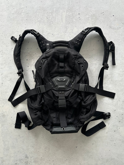 00's Oakley Icon tech Backpack (One Size)