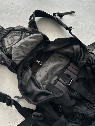 00's Oakley Icon tech Backpack (One Size)