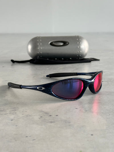 00's Oakley Minute 1.0 Blue Marble / Red Iridium Sunglasses (One Size)