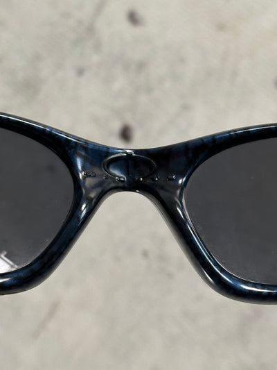 00's Oakley Minute 1.0 Blue Marble / Red Iridium Sunglasses (One Size)