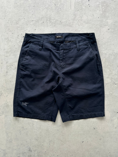 Arc'teryx canvas utility Shorts (W34)