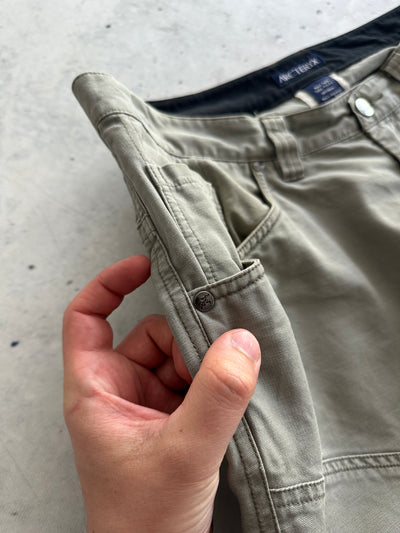 Arc'teryx Utility heavyweight Shorts (W34)