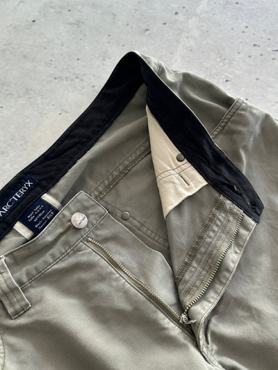 Arc'teryx Utility heavyweight Shorts (W34)