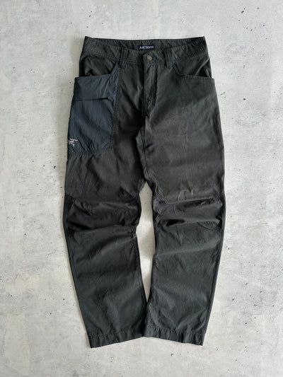 Arc'teryx Straight Leg Trousers (W30)