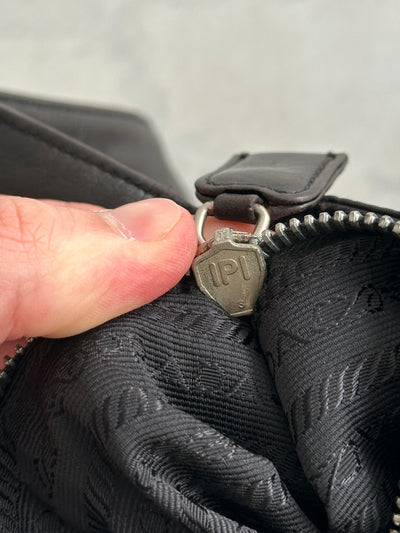 00's Prada Nylon Leather strap Bag (One Size)