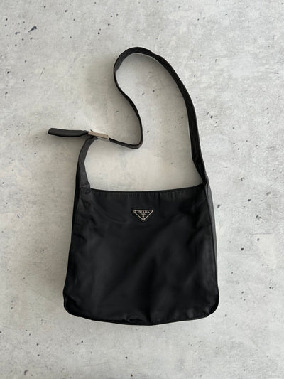 00's Prada Nylon Leather strap Bag (One Size)
