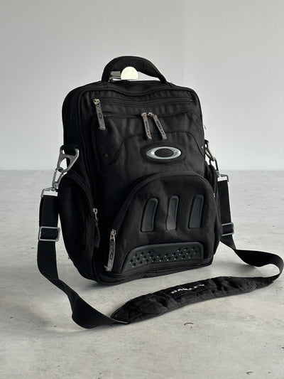 Oakley Vertical Messenger Bag (One Size)