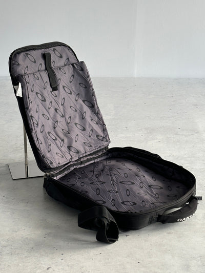 Oakley Vertical Messenger Bag (One Size)