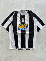 2004/05 Juventus Nike Home Shirt (L)