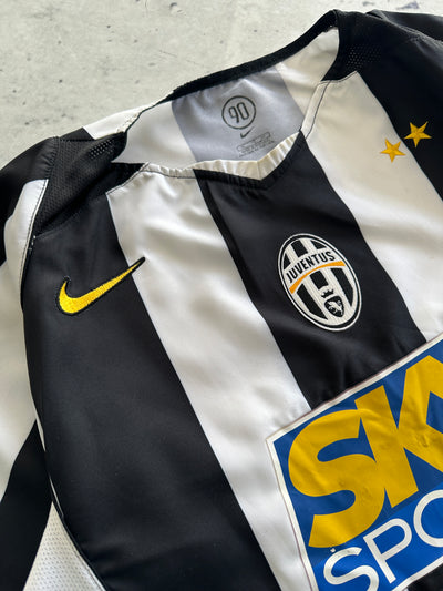2004/05 Juventus Nike Home Shirt (L)