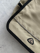 Nike ACG 2 Way convertible Messenger / Crossbody Bag (One Size)