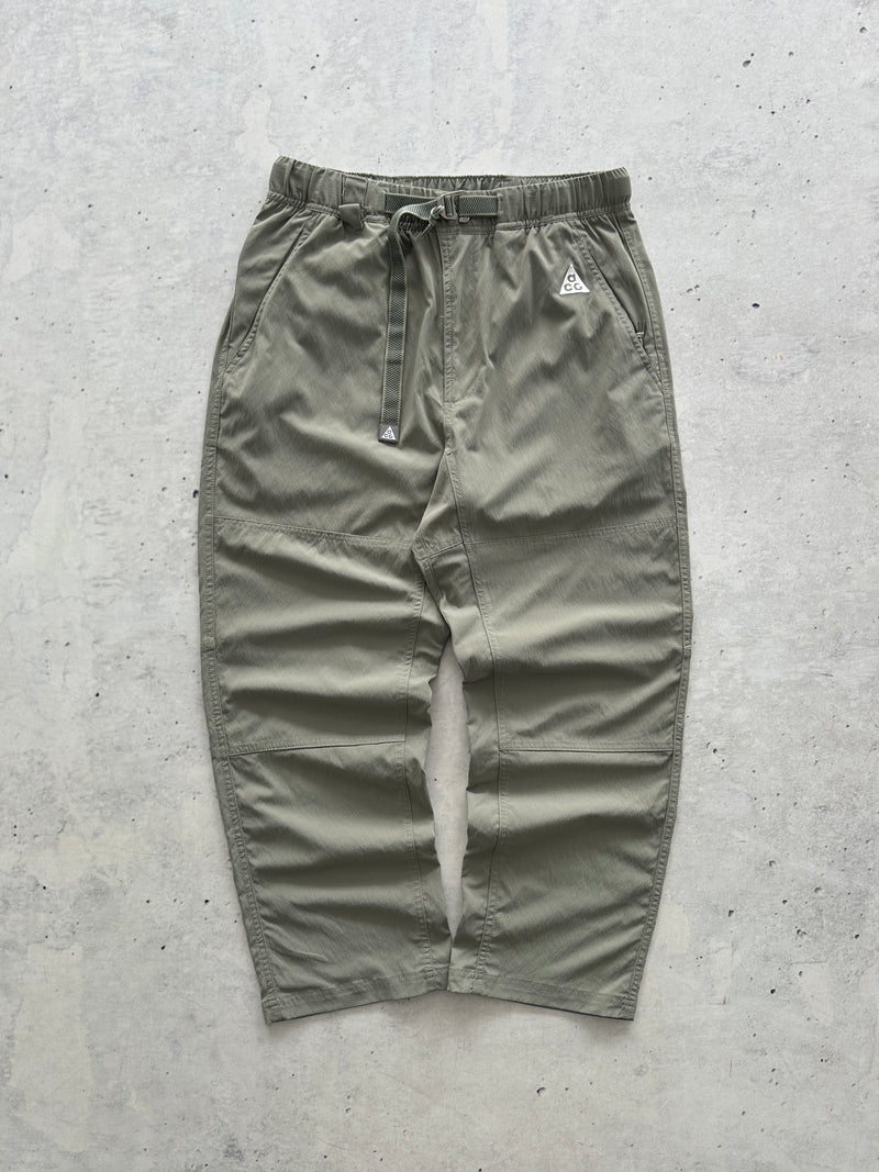 Nike ACG belted utility Pants (M)