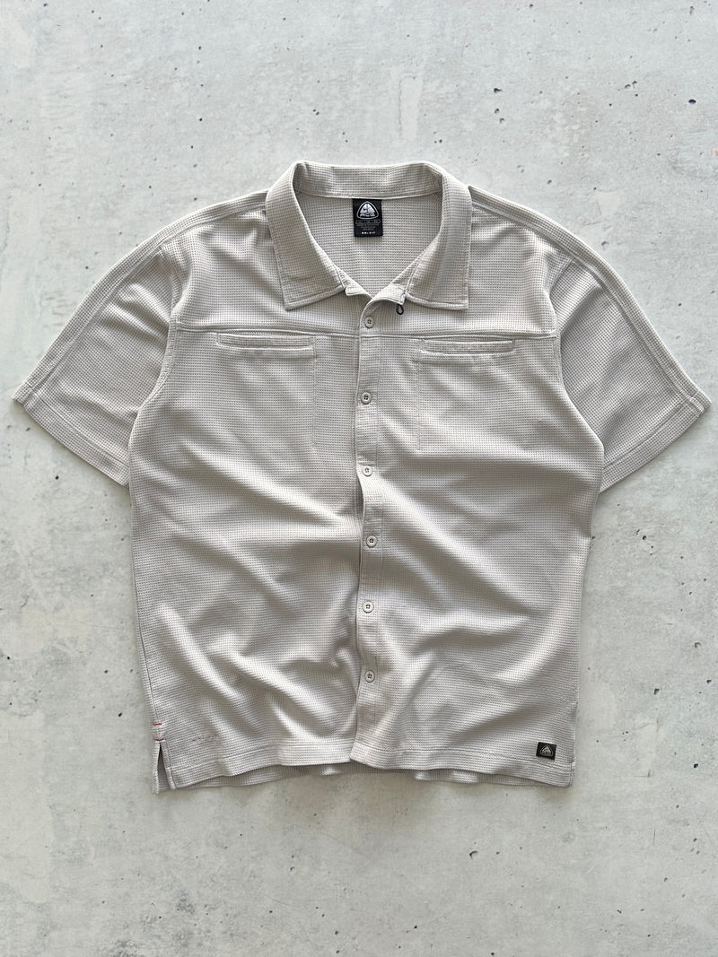 00's Nike ACG Dri-Fit textured Waffle Shirt (L)