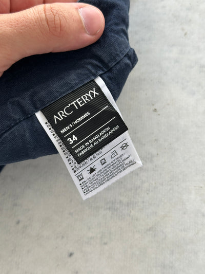 Arc'teryx canvas utility shorts (W33)