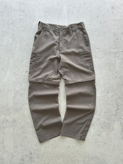 00's Nike ACG 2 In 1 Shorts / Pants (M)