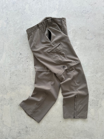 00's Nike ACG 2 In 1 Shorts / Pants (M)