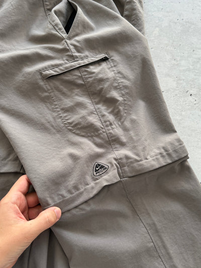 00's Nike ACG 2 In 1 Shorts / Pants (M)