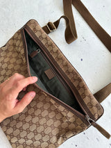 Vintage Gucci GG Canvas Messenger / Crossbody Bag (One Size)