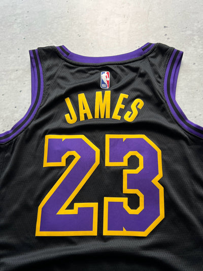 2023/24 LA Lakers 'James 23' swingman city edition jersey (M)