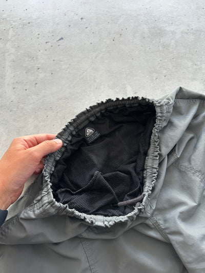 00's Nike ACG embroidered logo swim Shorts (M)