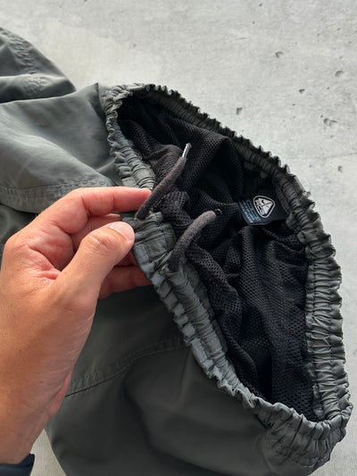 00's Nike ACG embroidered logo swim Shorts (M)
