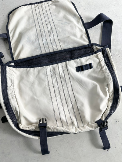 Y-3 Yohji Yamamoto Marine embroidered Messenger Bag (One Size)