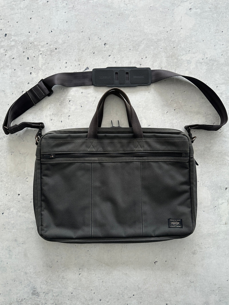 Porter Yoshida & Co. Extendable 2 Way Laptop / Crossbody Bag (One Size)