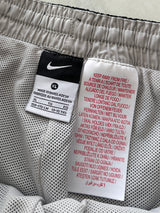 Nike Swoosh Baggy Shorts (S)